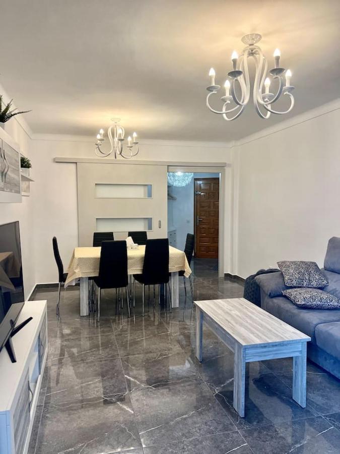 Amplio Apartamento Tranquilo Cerca De La Playa 罗萨斯 外观 照片